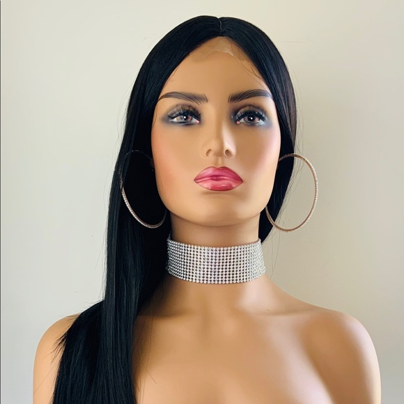 Simply Gorgeous Long Black Synthetic Lace Front Wig for Daily Wear/Photos/Events - Picture 5 of 12